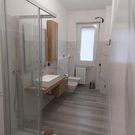 4 Piano Apartment Laveno-Mombello